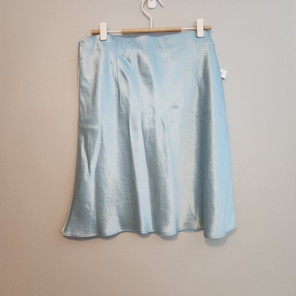 BNWT Silky 100% Acetate Baby Blue Mini Skirt